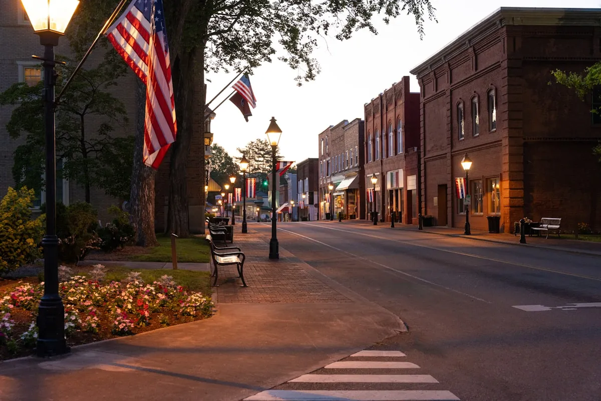Commercial district