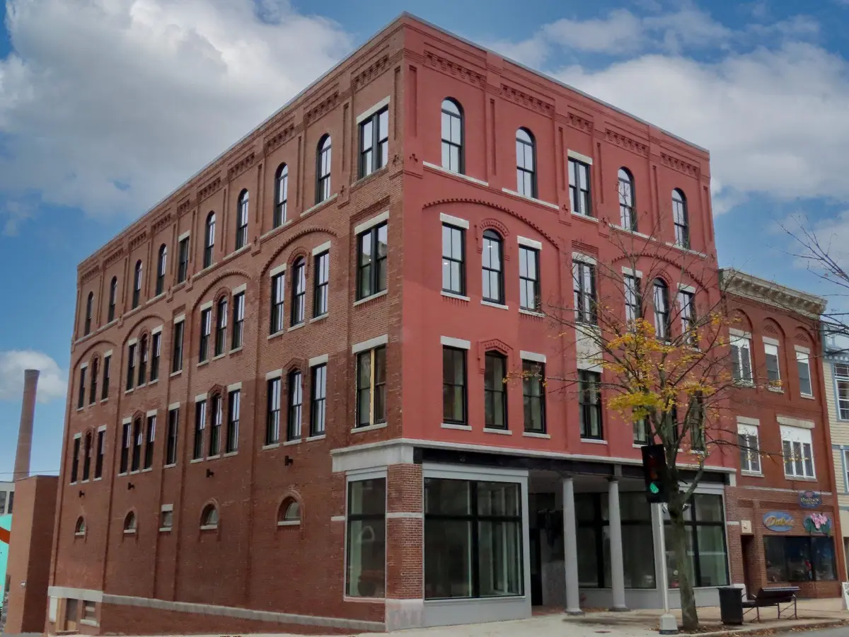 Lewiston building